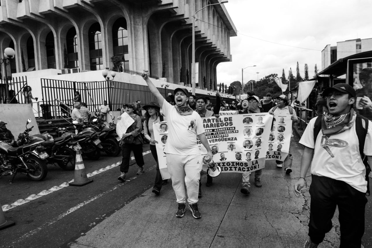 Marcha contra el alza al pasaje y el fraude, un foto reportaje